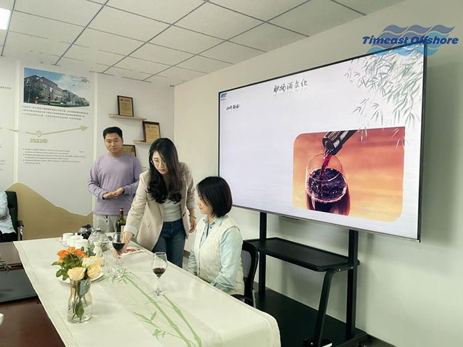 職場禮儀培訓——知禮行天下 職場禮儀培訓——知禮行(háng)天下